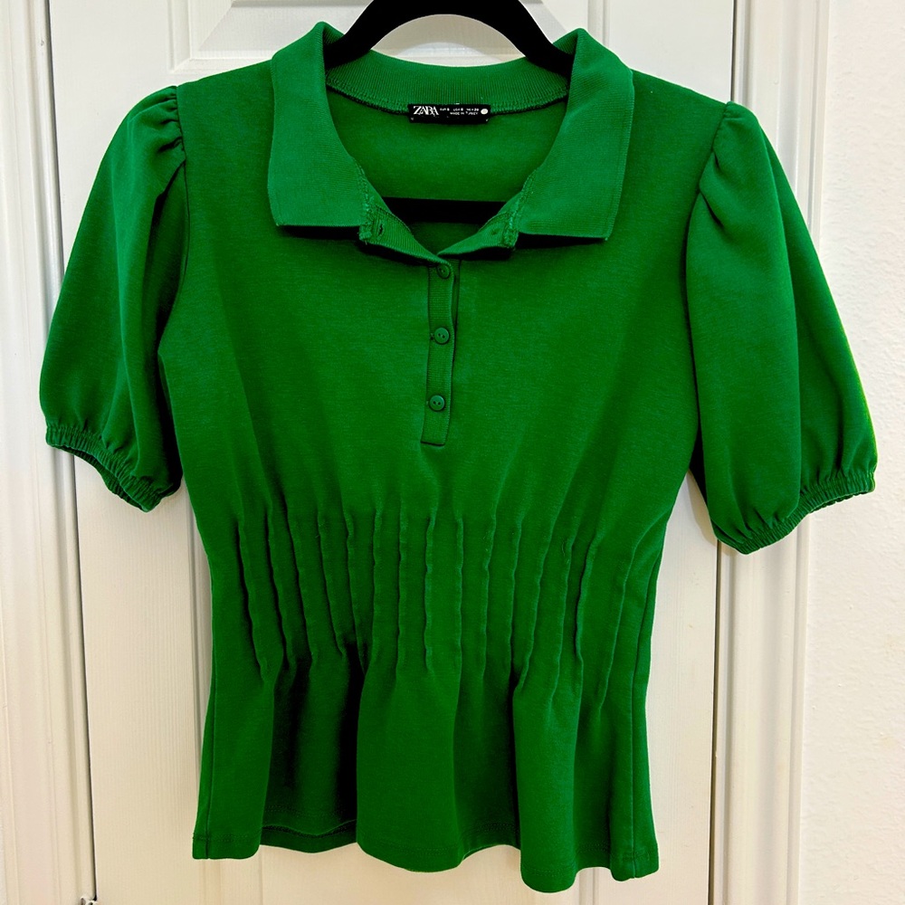 👠 Zara Polo Top